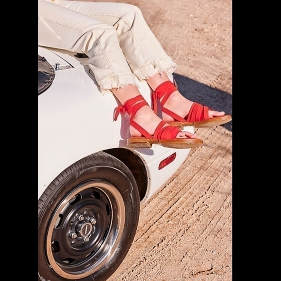 𝅺FREE People Sun Valley Wrap Sandal sz. 6 NWT - Picture 4 of 11